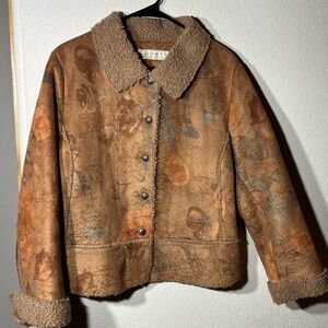 Brown Rose Patterned Teddy Jacket Two Front Pockets Warm Suede Sherpa Style